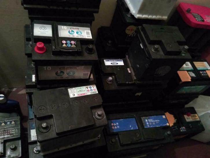 Autobatterijen 12V  van 35Ah tot 110Ah, Auto-onderdelen, Accu's en Toebehoren, Universele onderdelen, Gebruikt, Ophalen