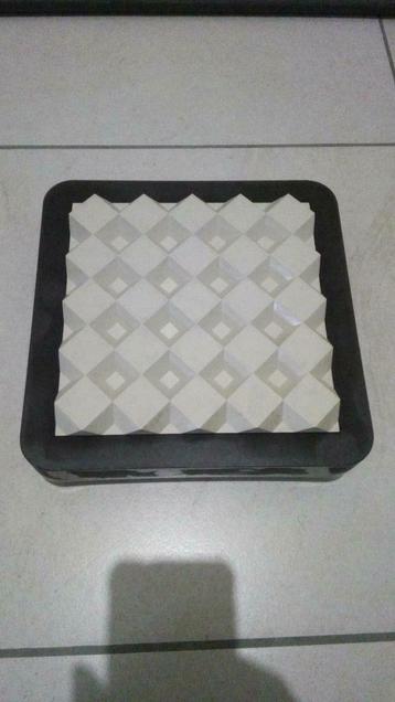 Carrillon design 25 X 25 cm. Tonalité "Ding Dong" Sur piles, Electroménager, Enlèvement ou Envoi, Utilisé