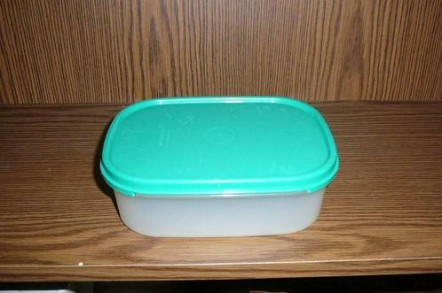 1 rechthoekige voorraaddoos  TUPPERWARE (8) (m), Huis en Inrichting, Keuken | Tupperware, Ophalen of Verzenden