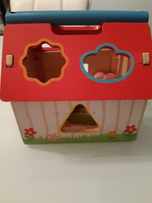 Maisonette en bois, Enfants & Bébés, Jouets | Jouets en bois, Comme neuf, Enlèvement ou Envoi