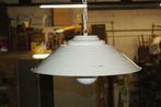 Oude Industriële-/loft lamp met grote ijzeren kap B 50, Gebruikt, Metaal, Ophalen