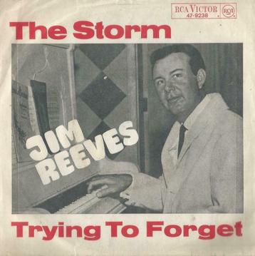 Jim Reeves – The storm / Trying to forget – Single, Enlèvement ou Envoi, Single, Utilisé, 7 pouces