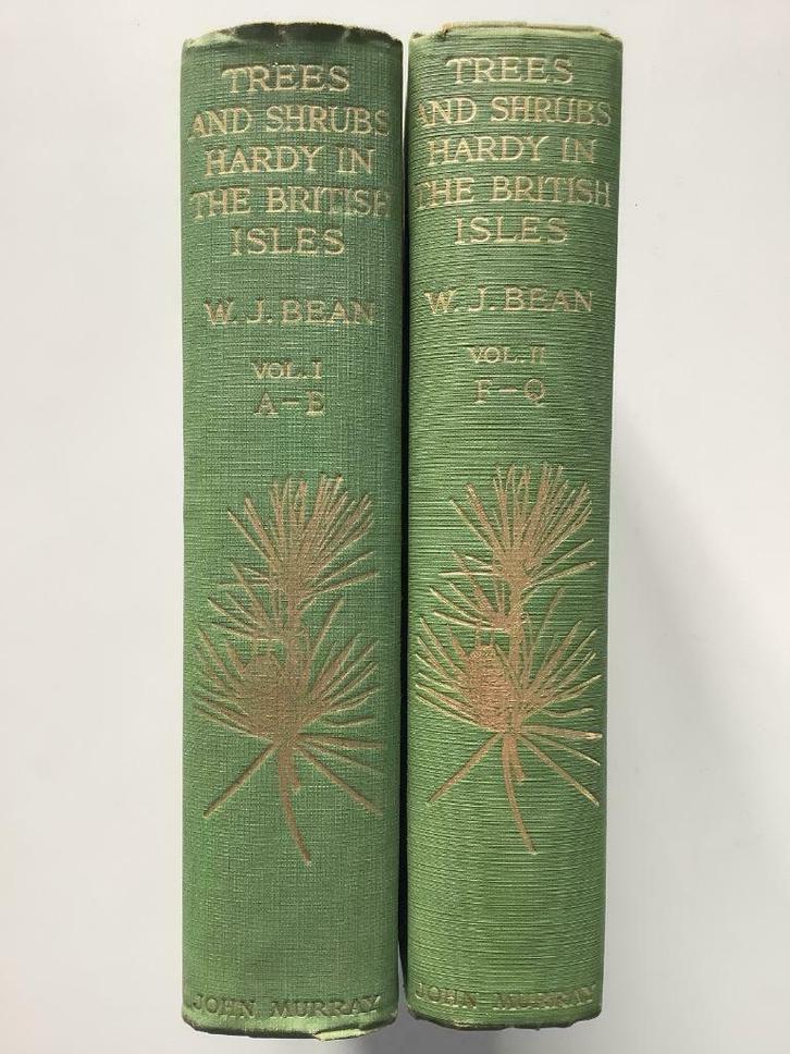 Trees and Shrubs Hardy in the British Isles - W.J.  Bean, Boeken, Wetenschap, Ophalen of Verzenden
