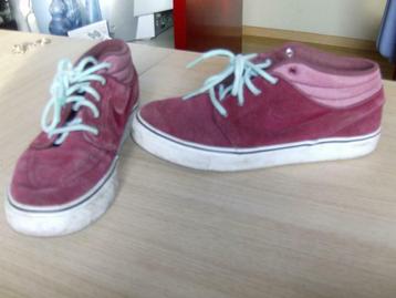 schoenen merk nike sb - stefan janoski- maat 39 - bordeaux d, Enlèvement ou Envoi, Nike, Porté, Chaussures de sport