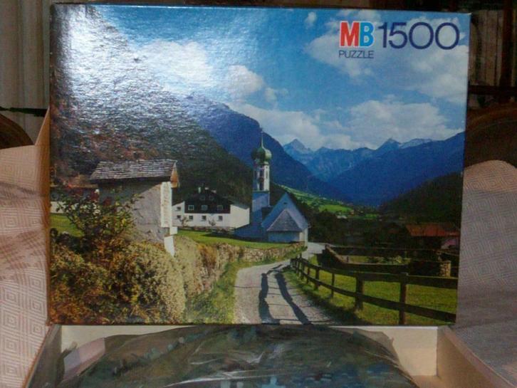 Divers Puzzles de 1500 pièces ( MB), Hobby en Vrije tijd, Denksport en Puzzels, Zo goed als nieuw, Legpuzzel, 500 t/m 1500 stukjes