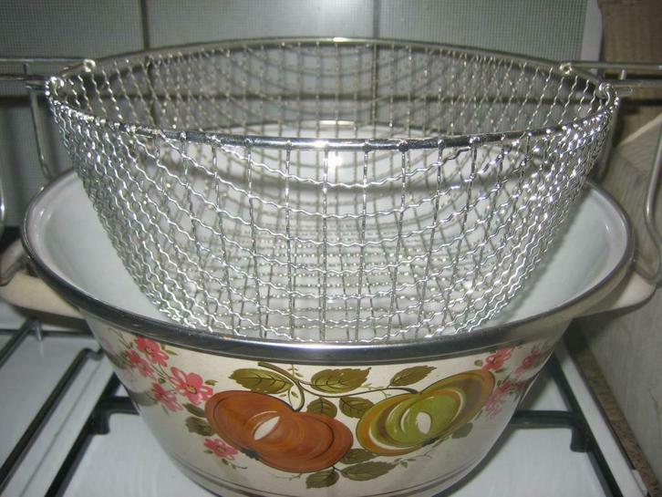Vintage  frituurketeltje in mooie zwaar geémailleerd staal, Antiek en Kunst, Antiek | Email, Ophalen