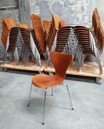 70 x Arne Jacobsen Fritz Hansen SERIE 7 vlinderstoelen teak