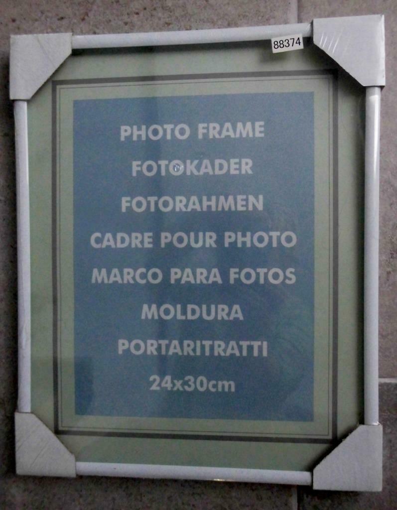 NIEUW Witte fotolijst 30X24 cm, Audio, Tv en Foto, Ophalen of Verzenden, Nieuw