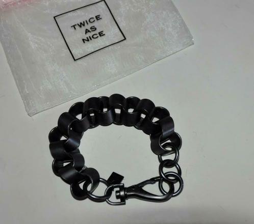Twice as Nice bracelet acier noir mat Neuf, Bijoux, Sacs & Beauté, Bracelets, Neuf, Acier, Noir, Enlèvement ou Envoi