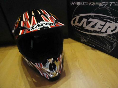 Casque Lazer (quad) pour enfants + protections, Fietsen en Brommers, Brommerhelmen, Nieuw, Ophalen