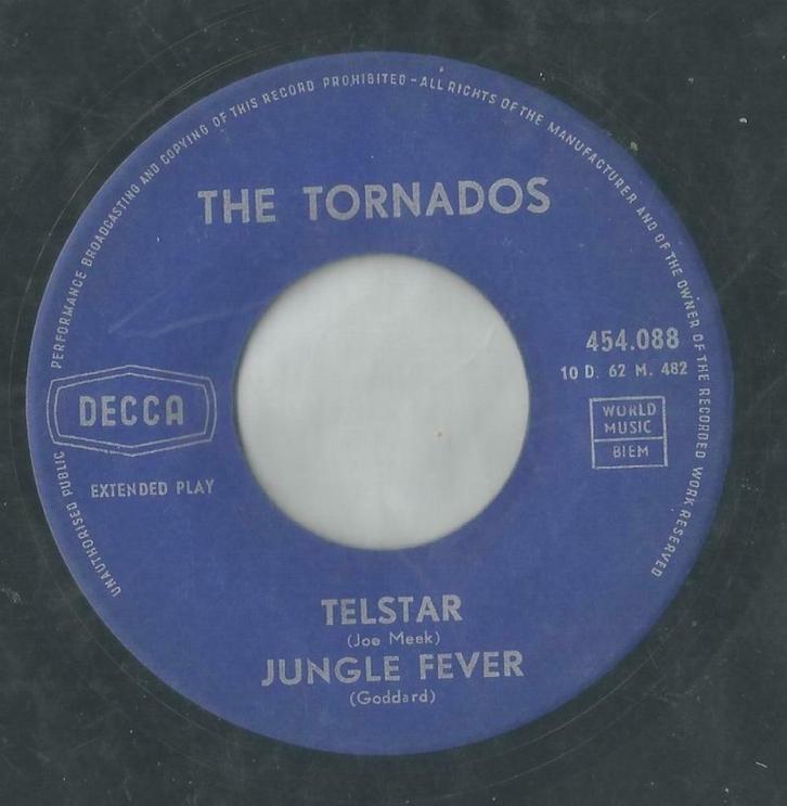 The Tornados – Telstar / Jungle fever + 2 – Single - EP, Cd's en Dvd's, Vinyl Singles, Gebruikt, EP, Pop, 7 inch, Ophalen of Verzenden