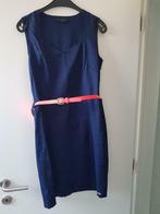 zakelijke jurk kleed met riem M, Blauw, Knielengte, Maat 38/40 (M), Ophalen of Verzenden