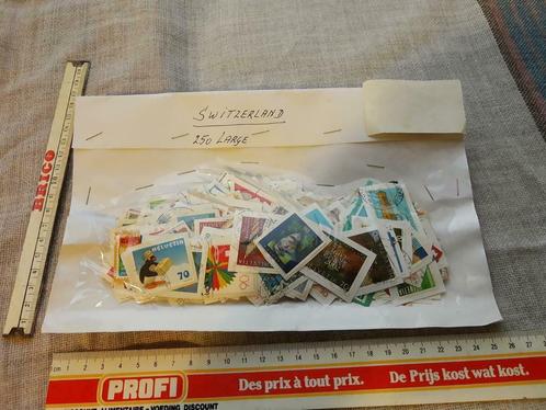 Paquet de timbres 'Suisse' à supprimer, Timbres & Monnaies, Timbres | Albums complets & Collections, Enlèvement ou Envoi
