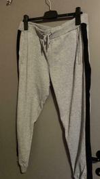 Pantalon training gris taille L, Vêtements | Hommes, Comme neuf, C&A, Taille 52/54 (L), Marche ou Plein air