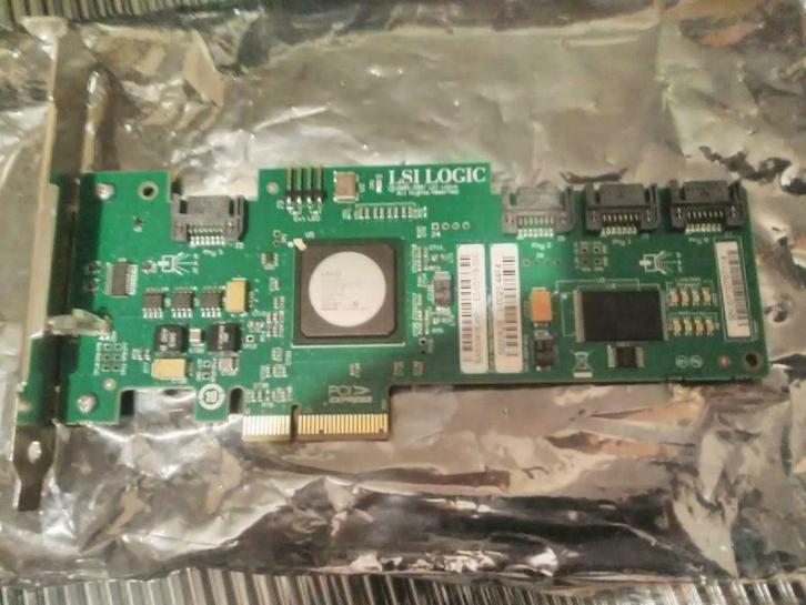 Carte contrôleur SASLSI Logic SAS3041E-HP  4xSATA (SAS 3Gb/s, Computers en Software, Harde schijven, Gebruikt, Desktop, Intern