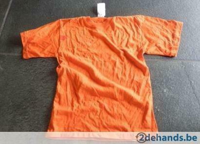 [3810]t-shirt orange petit neuf avec étiquette - unisexe, Vêtements | Femmes, T-shirts, Neuf, Taille 36 (S), Orange, Manches courtes