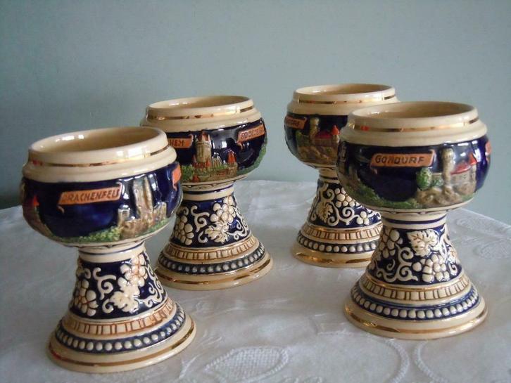 4 wijnglazen wijnbekers duits geglazuurd aardewerk, Antiek en Kunst, Antiek | Keramiek en Aardewerk, Ophalen of Verzenden