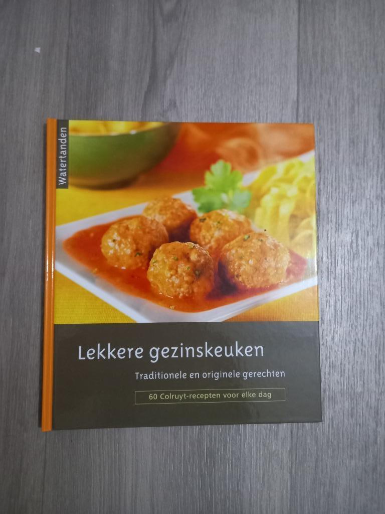 lekkere gezinskeuken.  Traditionele en originele gerechten., Enlèvement, Comme neuf
