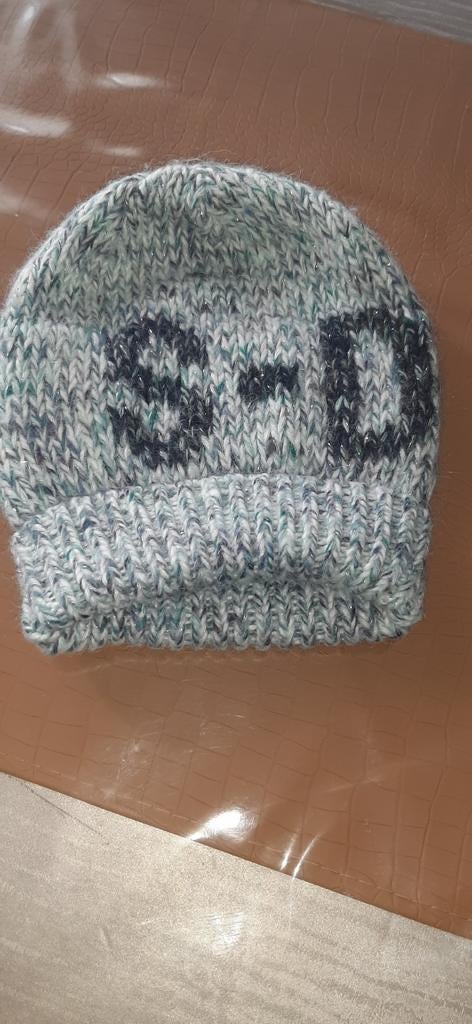 Muts nieuw superdry, Enlèvement ou Envoi, Comme neuf, Bonnet