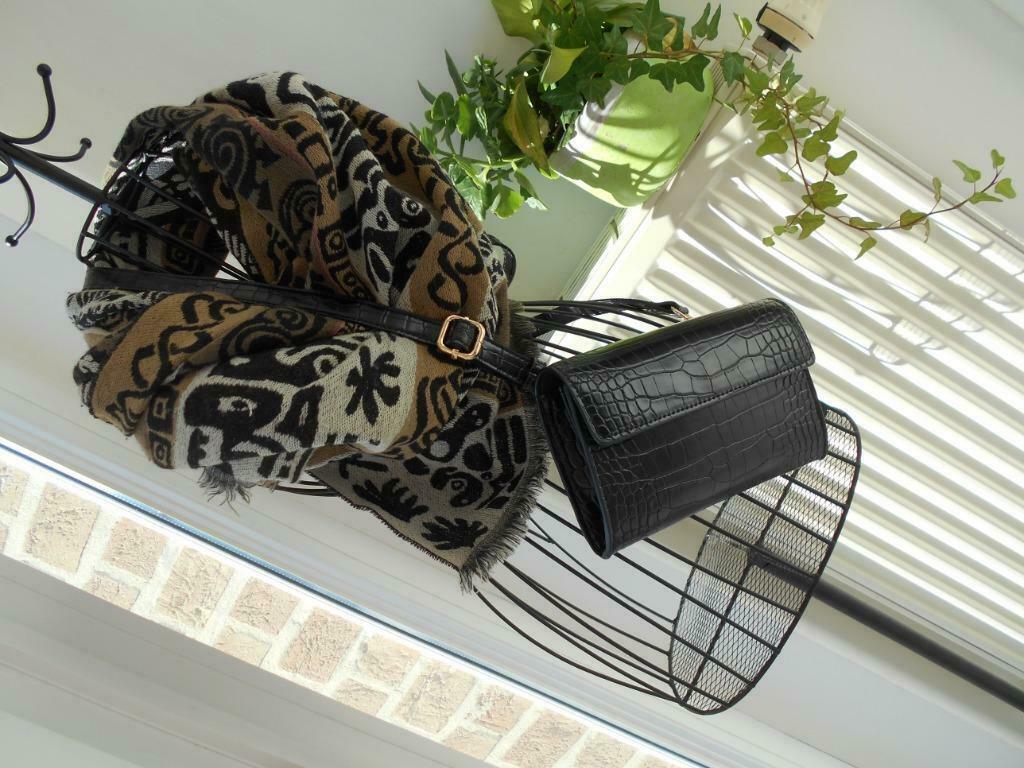NEUF.....SAC a porter en  bandoulière/ou banane, Enlèvement ou Envoi, Neuf, Noir, Sac à bandoulière