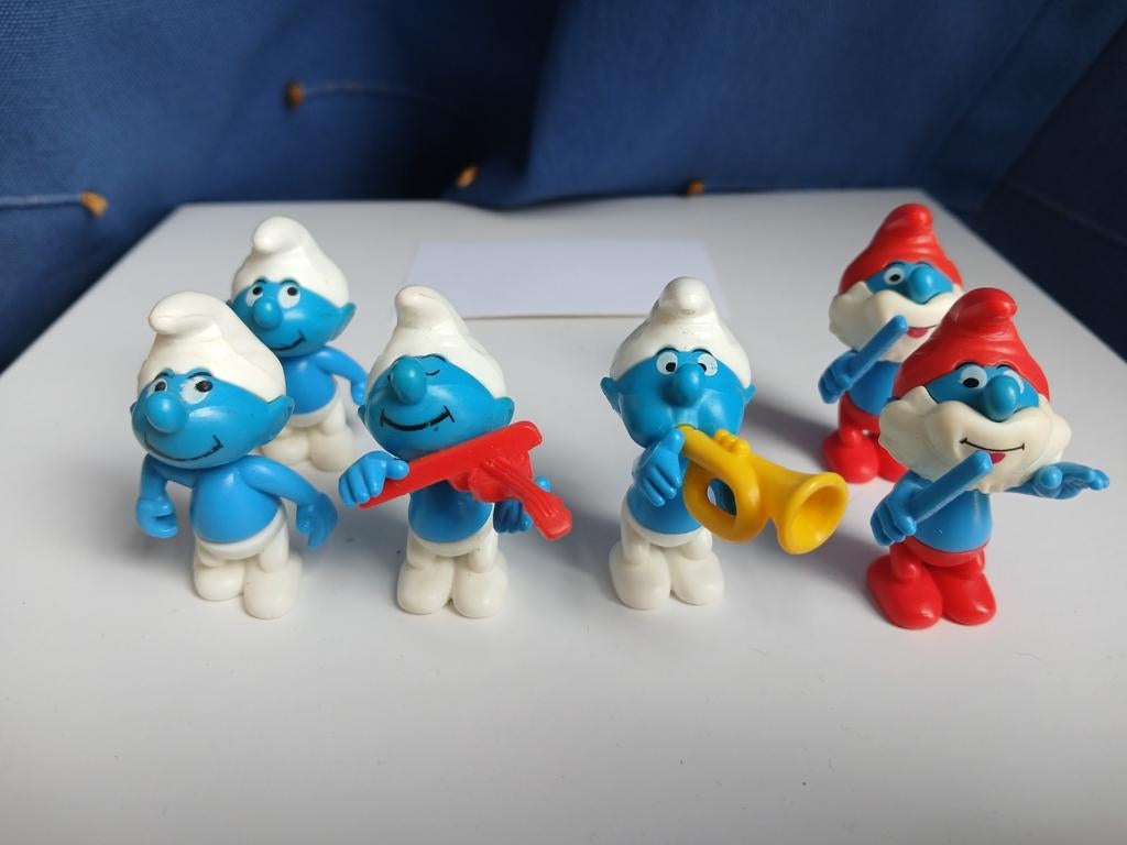 Différentes figurines de Schtroumpfs deux pièces, Enlèvement ou Envoi, Comme neuf, Poupée, Figurine ou Peluche