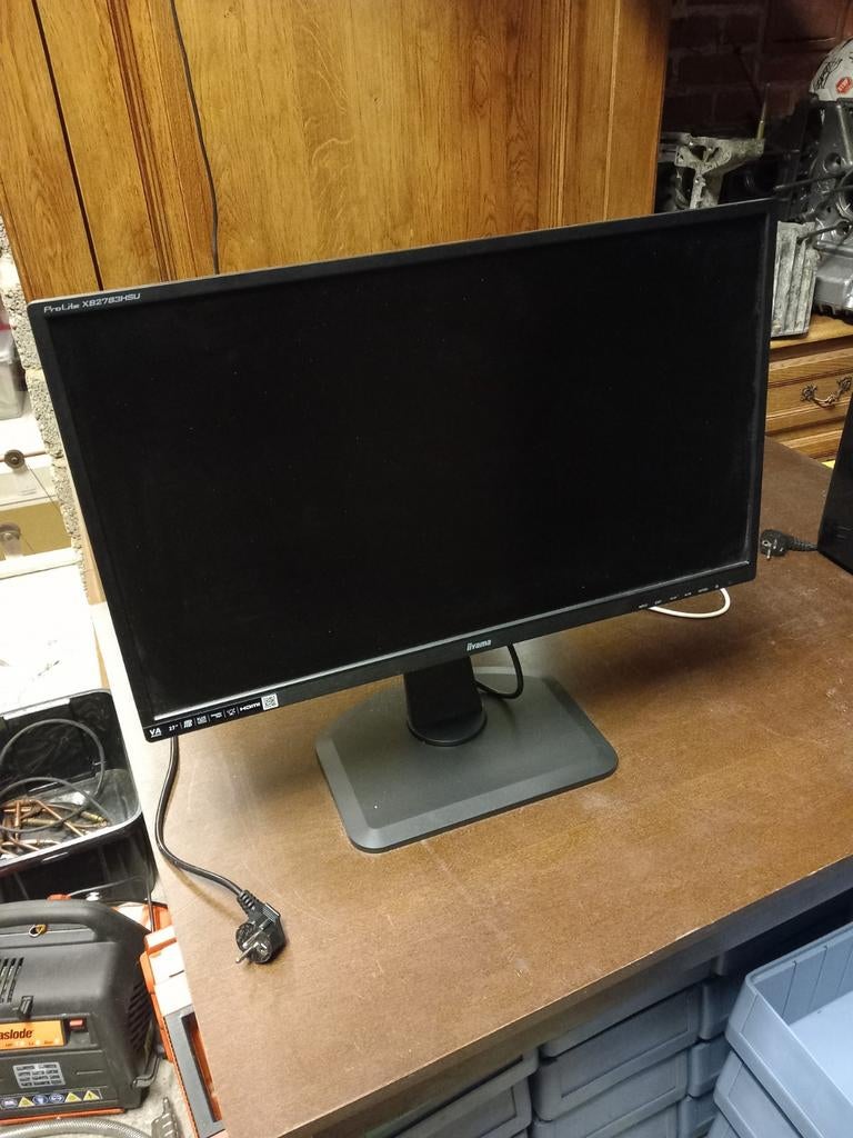 27 inch pc-scherm, Ophalen, In hoogte verstelbaar