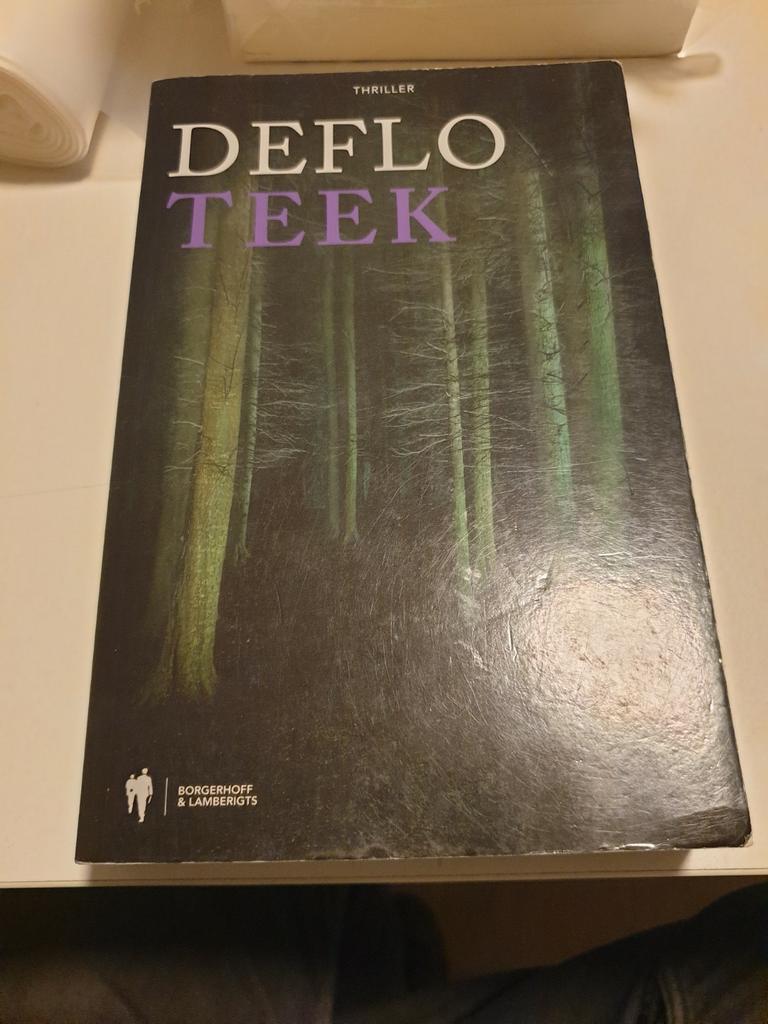 Luc Deflo - Teek, Boeken, Thrillers, Gelezen, Ophalen of Verzenden