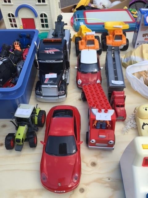 voitures-jouets, Enfants & Bébés, Jouets | Véhicules en jouets, Enlèvement, Comme neuf