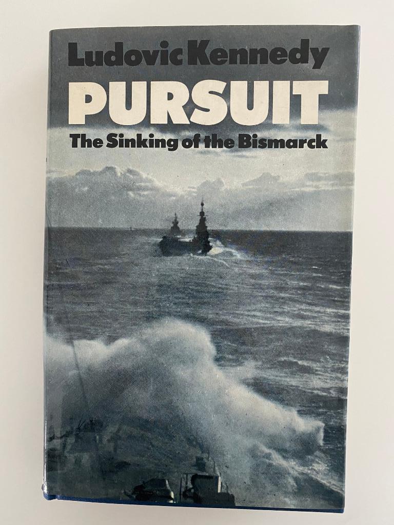 Kennedy, Ludovic Pursuit: The Chase and Sinking of Bismarck, Enlèvement ou Envoi, Marine, Deuxième Guerre mondiale, Utilisé