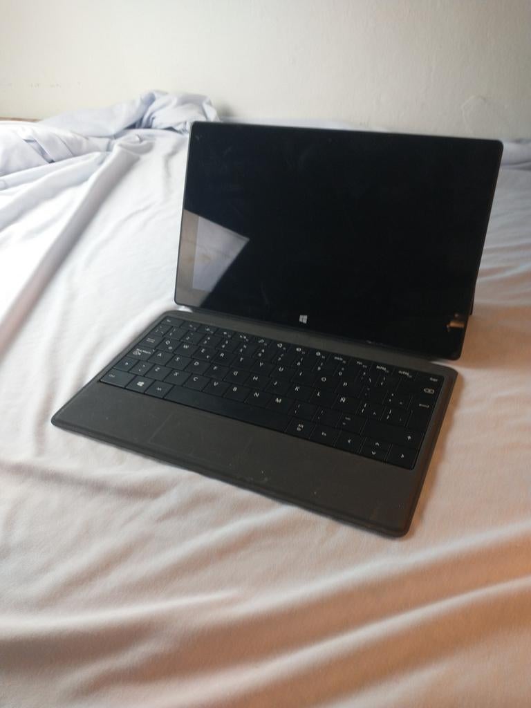 Windows Surface RT 32 gig, Informatique & Logiciels, Windows, Enlèvement ou Envoi, Utilisé, Info