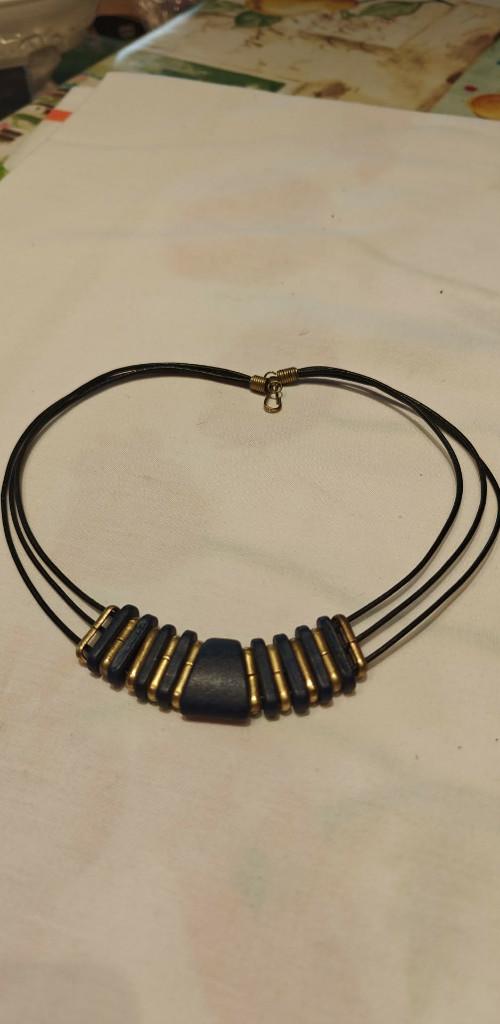halssnoer ketting kort hout metaal leder, Bijoux, Sacs & Beauté, Colliers, Enlèvement ou Envoi, Comme neuf, Bleu, Autres matériaux