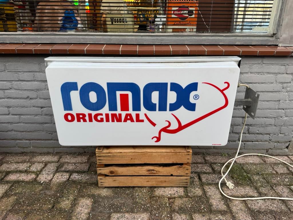 ROMAX uitlaten oude reclame lichtbak, Ophalen, Gebruikt, Lichtbak of (neon) lamp