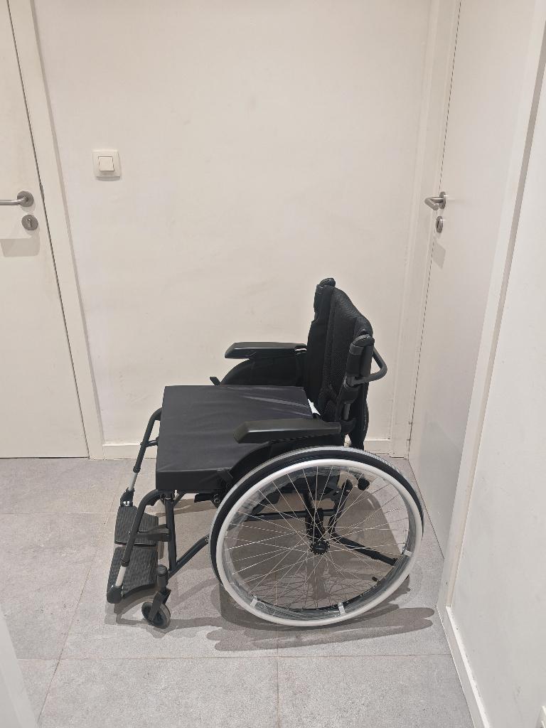 Rolstoel Panthera NIEUW (nieuwprijs 3.812 euro), Diversen, Ophalen, Inklapbaar
