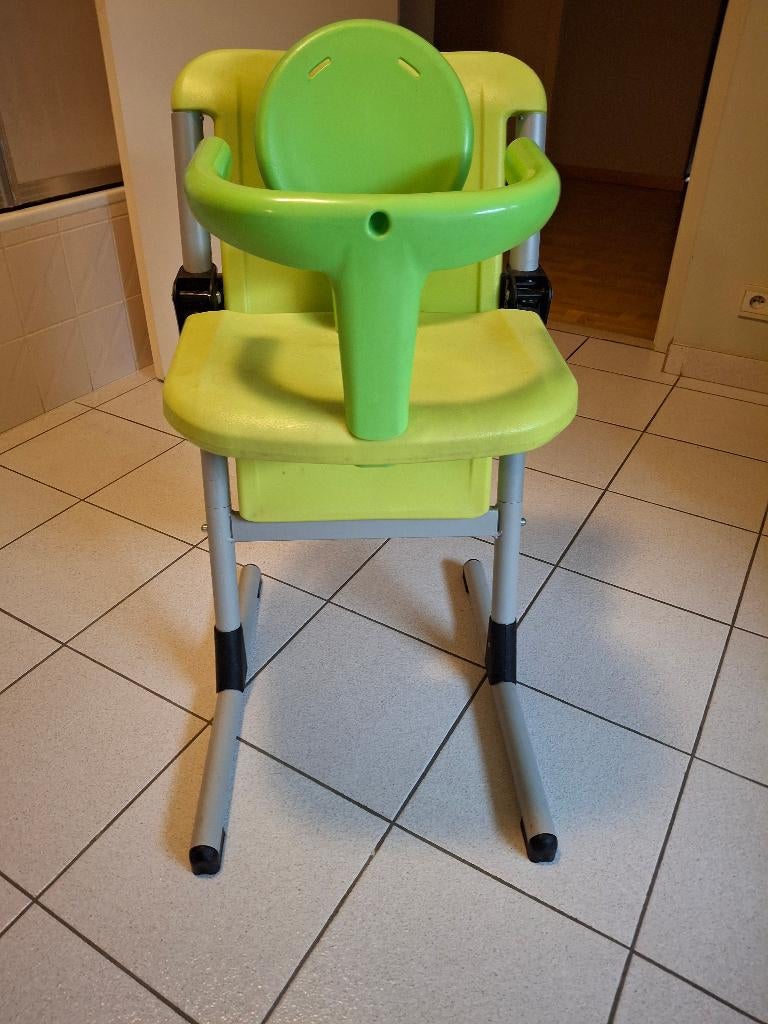 kindereetstoel, Enfants & Bébés, Enlèvement, Comme neuf, Chaise évolutive, Ceinture(s)