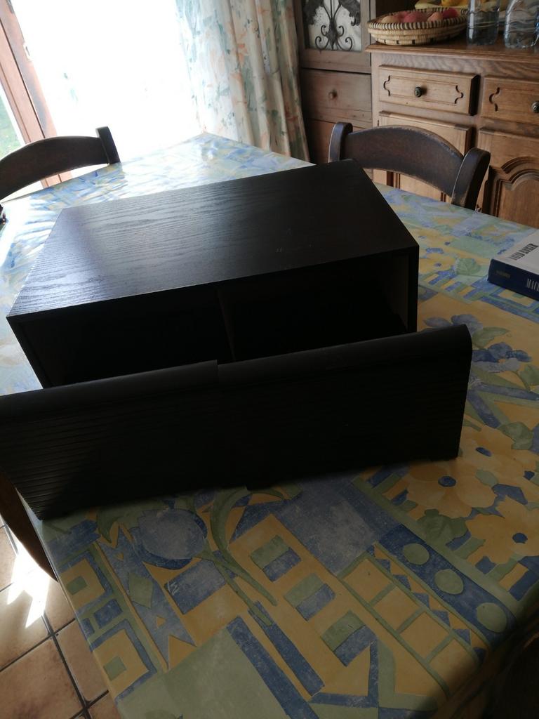 Boîte de rangement pour 56 CDs. Neuve., Enlèvement, Comme neuf