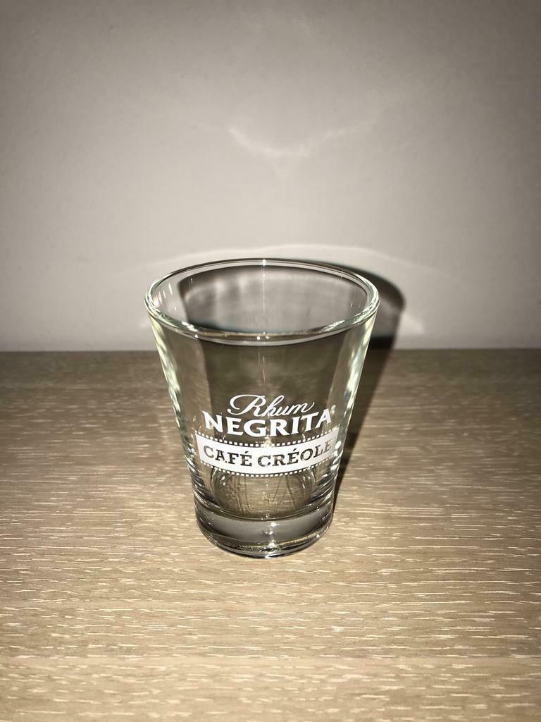 Negrita rhum glaasje, Verzamelen, Ophalen of Verzenden, Zo goed als nieuw, Borrel- of Shotglas