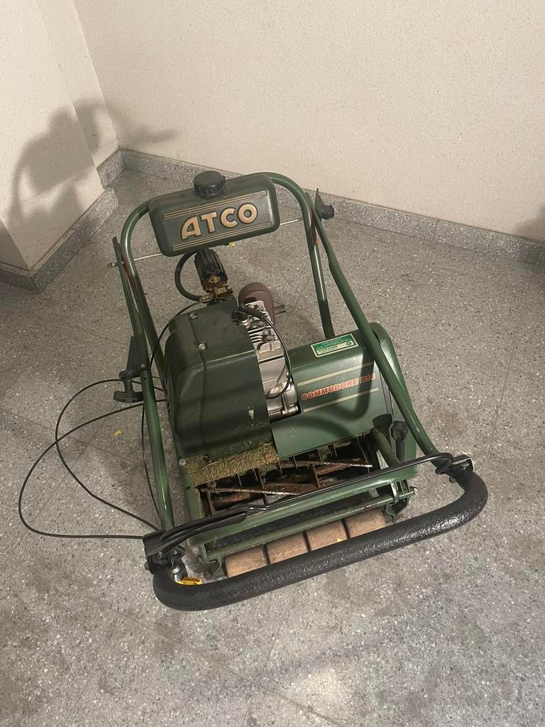 ATCO Commodore B14 tondeuse à gazon AVEC bac, Tondeuse rotative, Tondeuses à gazon à essence, Utilisé, Bac de ramassage