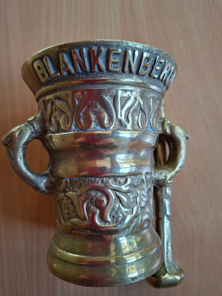 Souvenir van Blankenberge, Ophalen, Brons