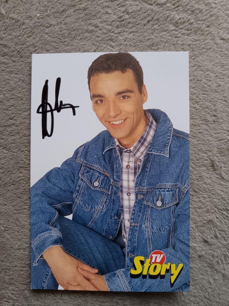 Johan verstreken fotokaart met handtekening, Envoi