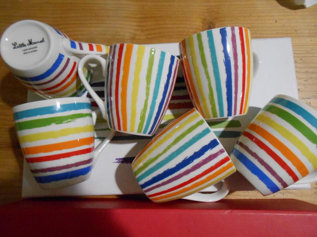Coffret de 6 tasses colorées neuves Little Marcel, Enlèvement, Neuf, Porcelaine, Tasse(s) et/ou soucoupe(s)