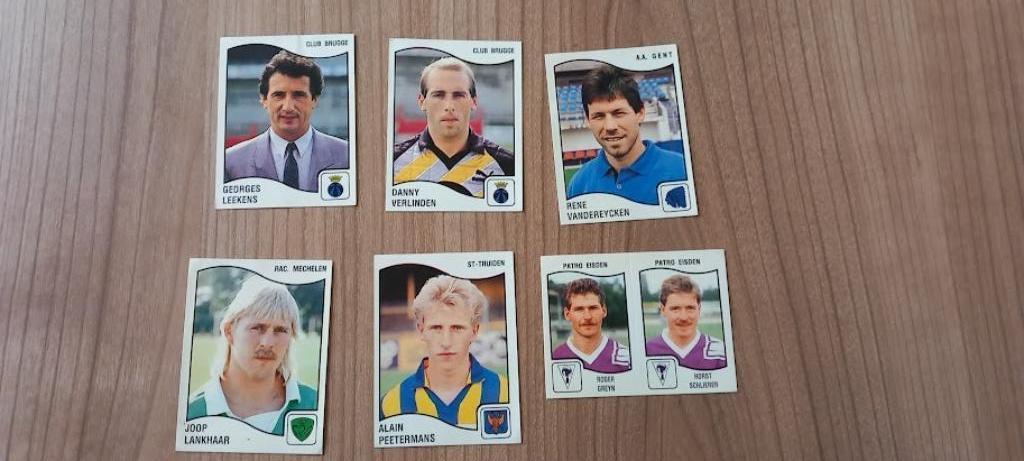 Panini Foot 90. 6 autocollants. Également vendu séparément., Enlèvement ou Envoi, Comme neuf, Sport