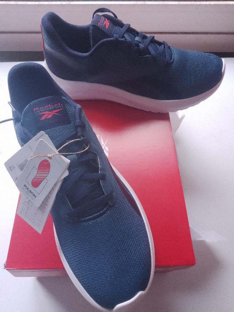 nieuw maat 45 reebok energen lux in doos running, Vêtements | Hommes, Chaussures, Neuf, Reebok, Chaussures de sport, Bleu