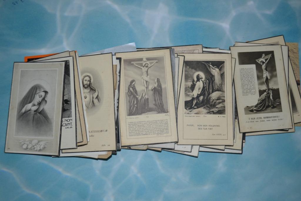 Cartes de prière des années 40/50 et 60, 50 pièces, Enlèvement ou Envoi, Image pieuse