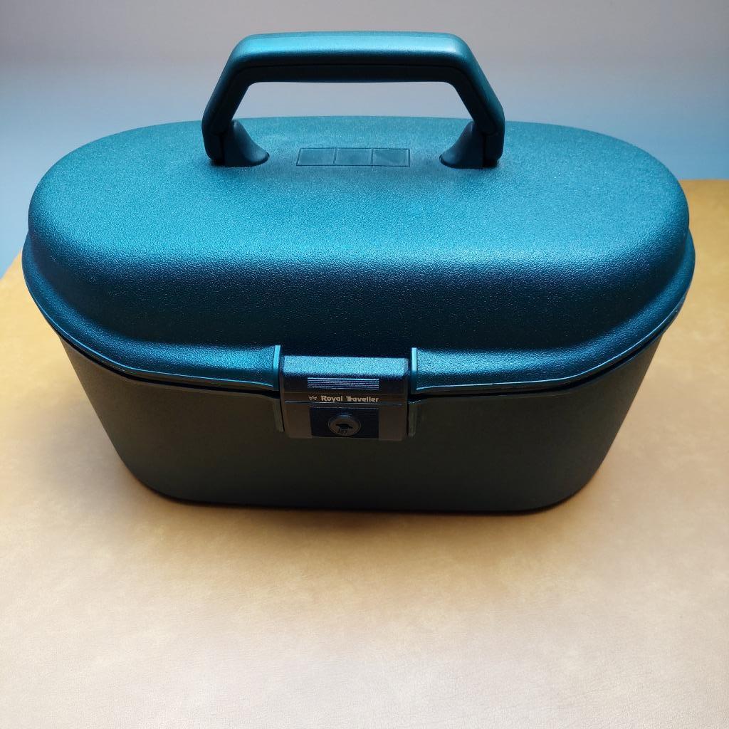 Trousse de beauté Samsonite vert foncé avec serrure, Bijoux, Sacs & Beauté, Boîtes de maquillage & Beauty case, Enlèvement ou Envoi
