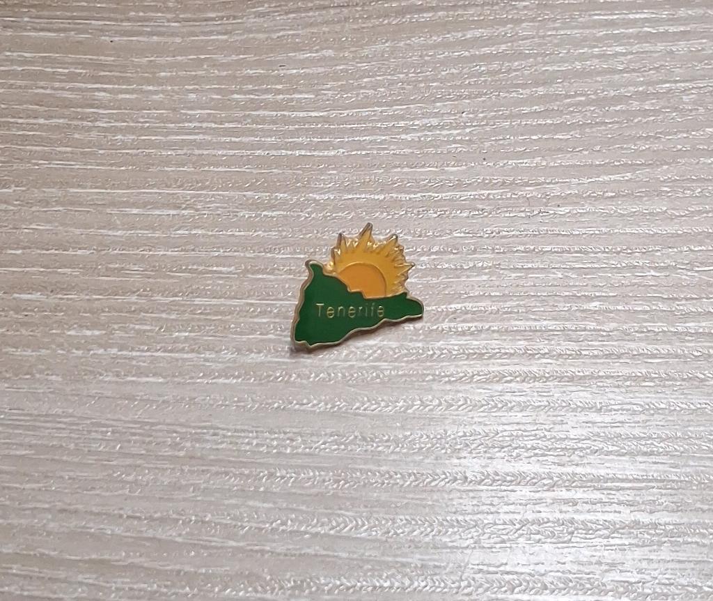 PIN - TENERIFE - SPANJE - ESPAGNE, Verzamelen, Verzenden, Gebruikt, Stad of Land, Speldje of Pin