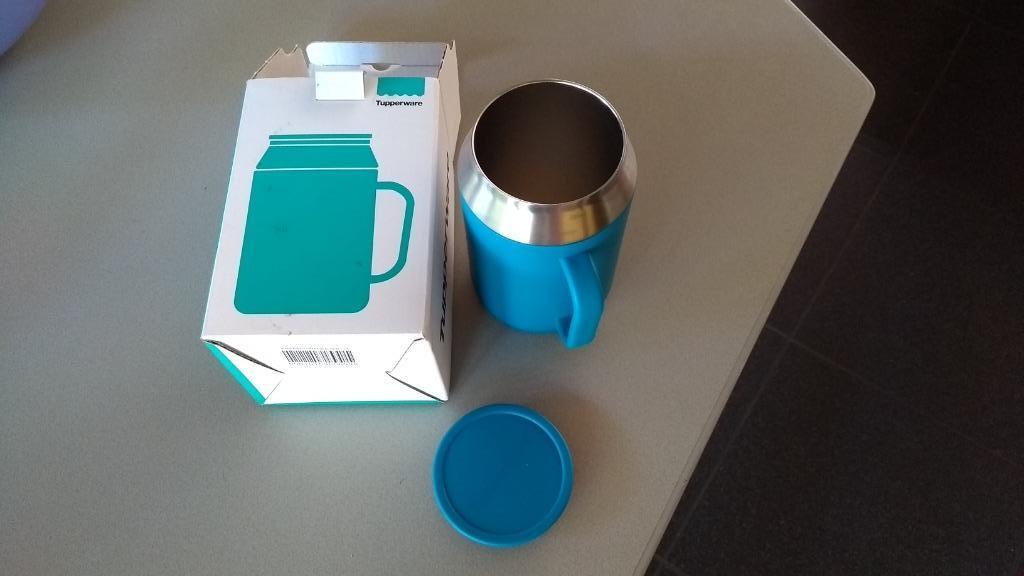 Tupperware iso koffie / thee mug 400 ml nieuw, Huis en Inrichting, Keuken | Tupperware, Ophalen of Verzenden, Nieuw, Blauw