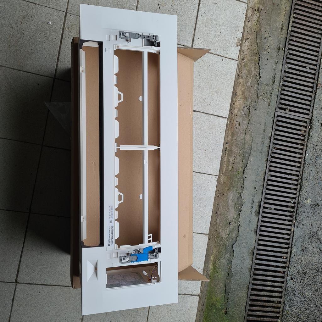 Cache Daikin Emura pour FTXJ35AW9, Ophalen