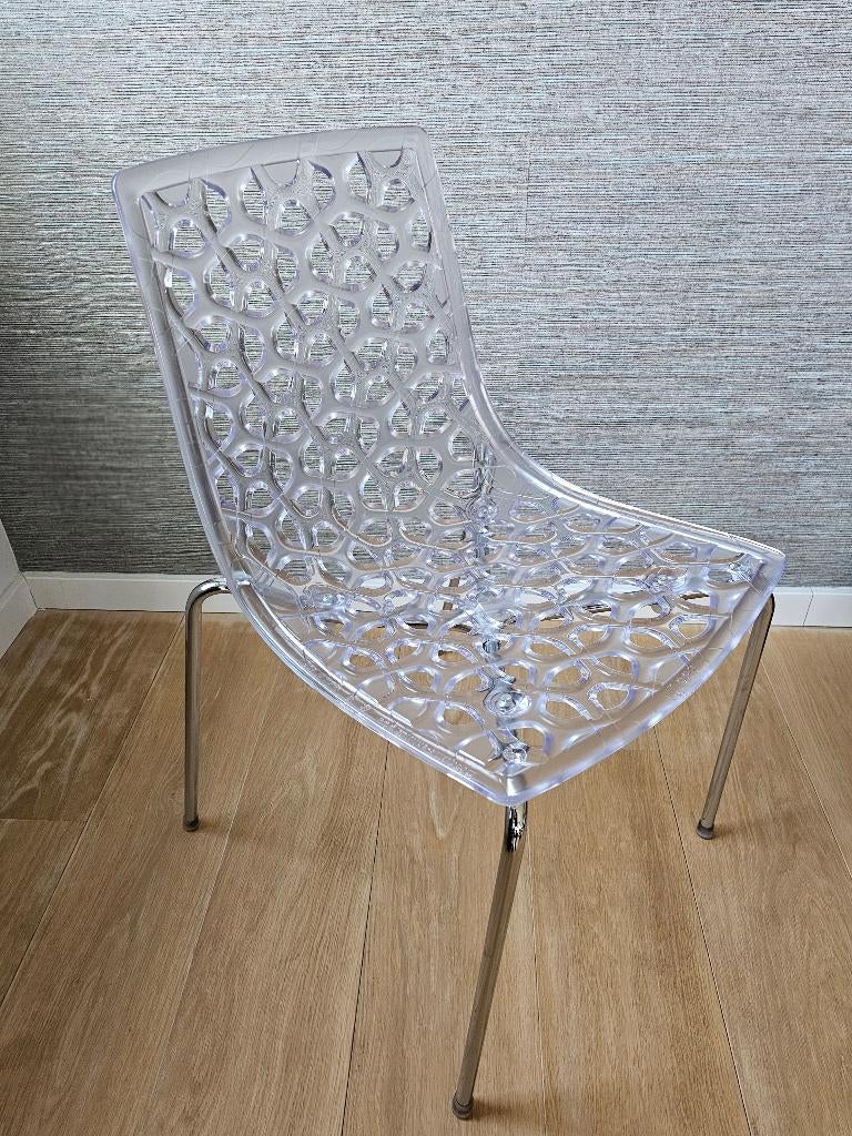 5 chaises au design moderne — transparentes et élégantes, Maison & Meubles, Chaises, Modern, elegant, transparant, Autres couleurs
