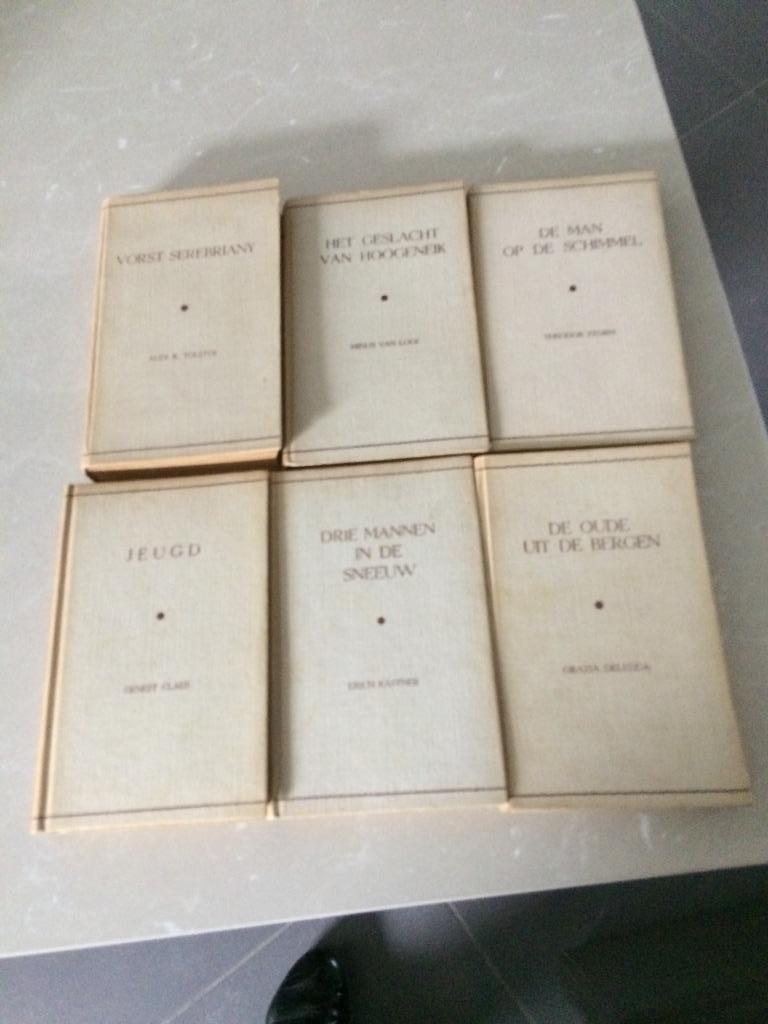 Zes oude romans : Reinaert  reeks, Boeken, Ophalen, Gelezen