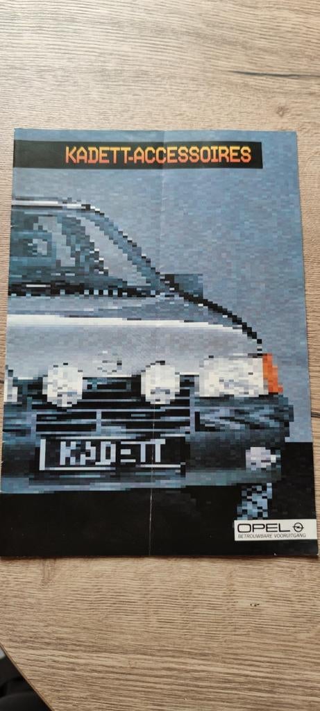 Opel Kadett accessoires brochure, Ophalen of Verzenden, Zo goed als nieuw, Opel